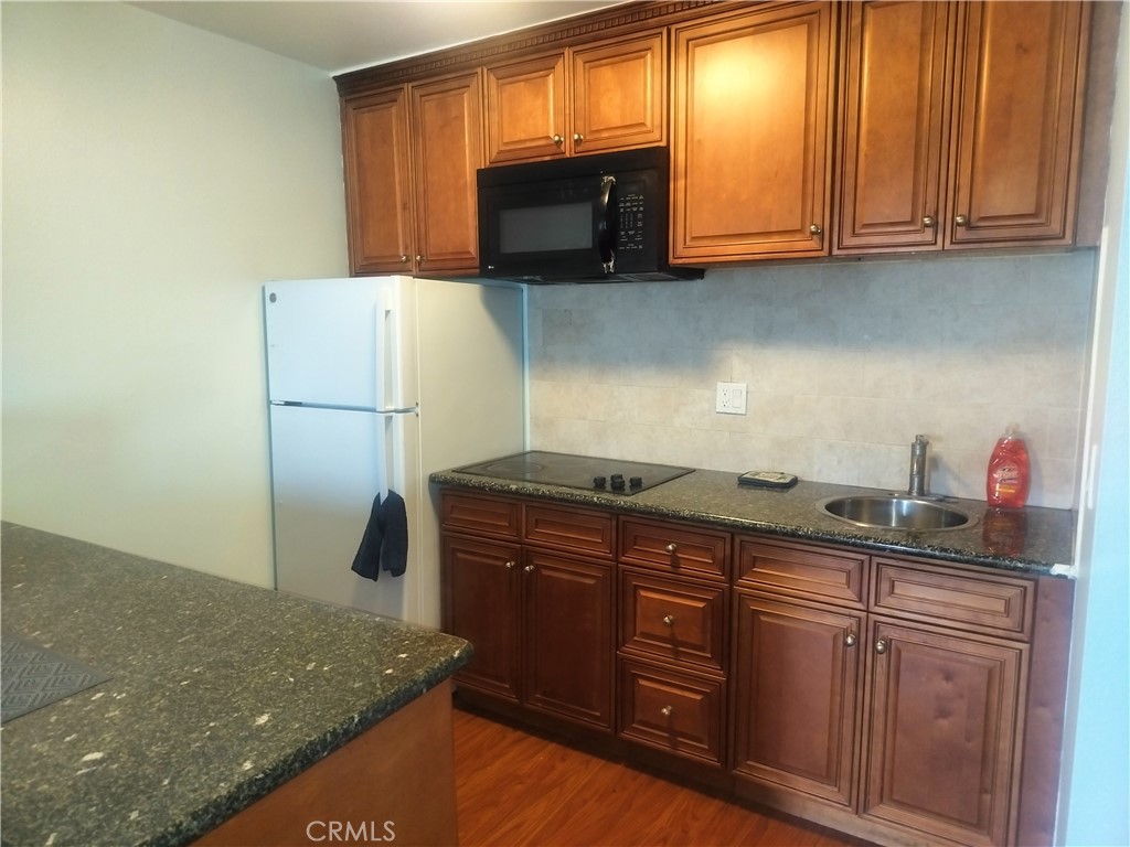14627 Gledhill
