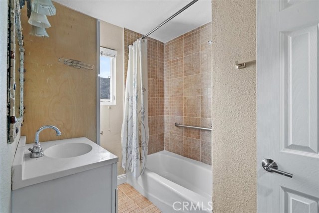 Detail Gallery Image 20 of 34 For 17222 Wall, Carson,  CA 90746 - 4 Beds | 2 Baths