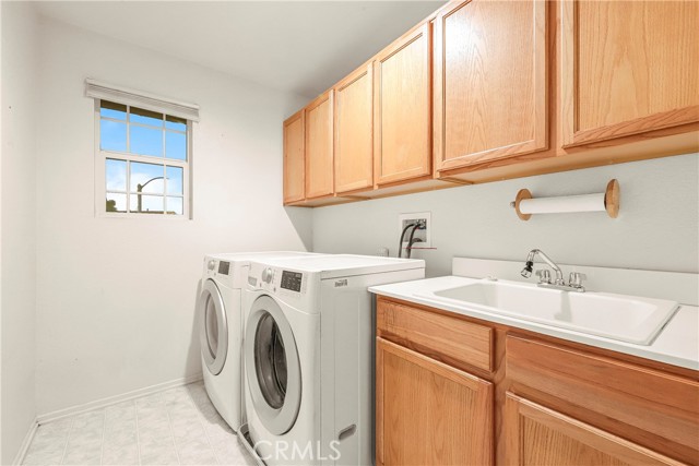 Detail Gallery Image 23 of 53 For 43635 Castle Cir, Lancaster,  CA 93535 - 5 Beds | 3 Baths