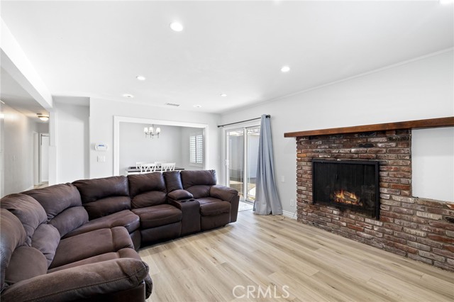 Detail Gallery Image 9 of 37 For 15458 Pastrana Dr, La Mirada,  CA 90638 - 4 Beds | 2 Baths