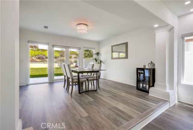 19416 Shadow Oak Drive, Lake Forest CA: https://media.crmls.org/medias/e5492001-f591-4740-8476-55215a60b9ff.jpg