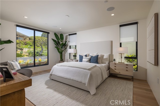 Detail Gallery Image 40 of 65 For 4539 Fairfield Dr, Corona Del Mar,  CA 92625 - 5 Beds | 5/2 Baths