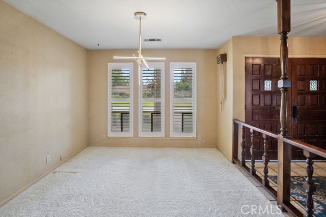 Image 3 of 40 For 1184 Farmland Avenue