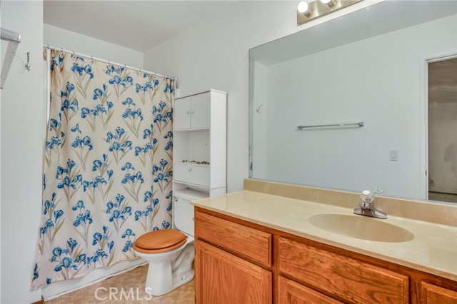 Detail Gallery Image 11 of 17 For 9661 Fairway Dr, Kelseyville,  CA 95451 - 2 Beds | 2 Baths