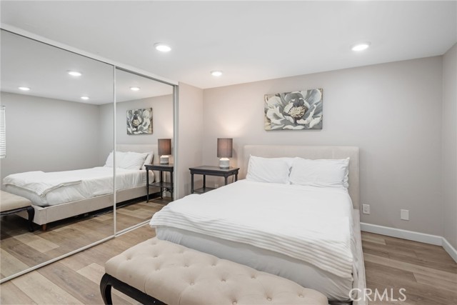 2208 The Strand, Manhattan Beach CA: https://media.crmls.org/medias/e54af1bf-bd6d-43dd-a669-08fcf9d467ac.jpg
