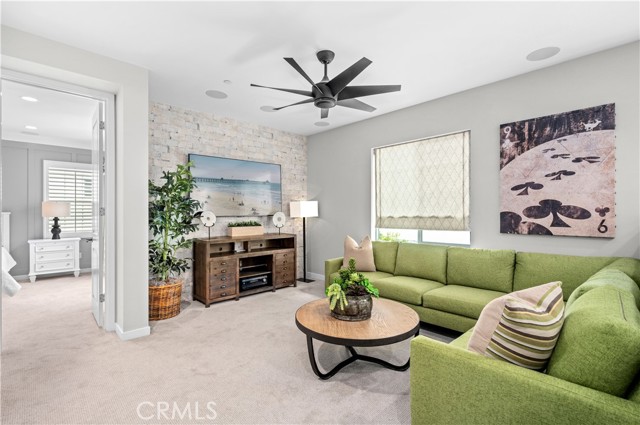 419 Aura Drive, Costa Mesa CA: https://media.crmls.org/medias/e54af4fa-4044-478e-8459-94aa39d5c0a1.jpg