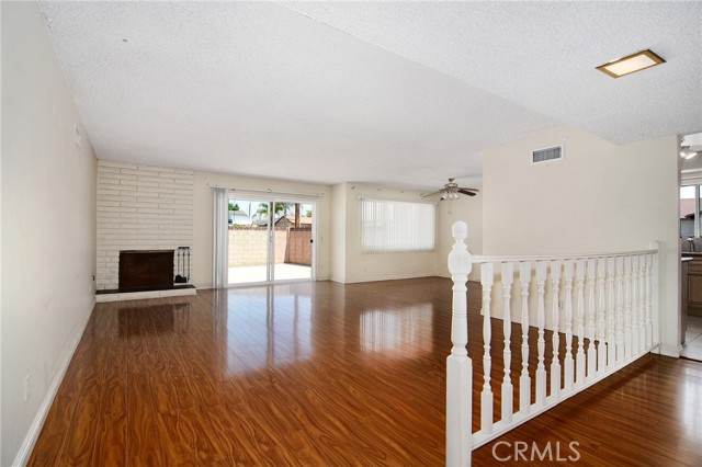 12731 Stagg Street photo 3