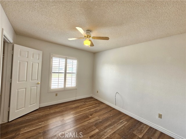 Detail Gallery Image 5 of 32 For 20361 86th St, California City,  CA 93505 - 3 Beds | 2 Baths