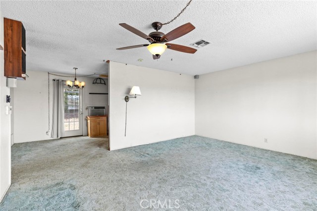 Detail Gallery Image 5 of 38 For 5342 Becky Ln, Oroville,  CA 95966 - 2 Beds | 1 Baths