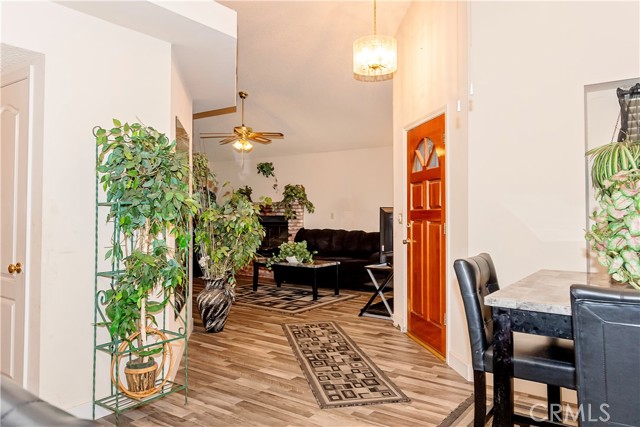 Detail Gallery Image 8 of 47 For 20412 90th St, California City,  CA 93505 - 3 Beds | 2 Baths