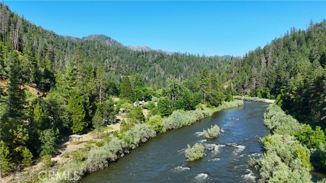 50721 State Highway 96, Klamath River CA: https://media.crmls.org/medias/e54dd047-7dcf-4e32-bc85-c3a03e05bd2e.jpg