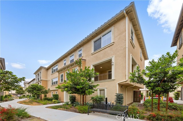 8254 Traveller Street, Chino CA: https://media.crmls.org/medias/e54e1d74-794e-4a84-ad0b-87e58f852635.jpg