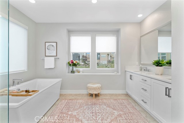 Detail Gallery Image 33 of 74 For 27018 California Ct, Valencia,  CA 91381 - 4 Beds | 4/1 Baths