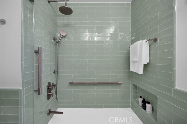 Detail Gallery Image 22 of 37 For 5792 Campo Walk, Long Beach,  CA 90803 - 2 Beds | 1 Baths