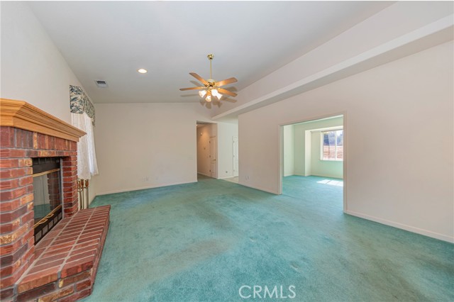 41028 Shandee Lane, Ahwahnee CA: https://media.crmls.org/medias/e5504364-47eb-4fbc-b348-20ff39936124.jpg
