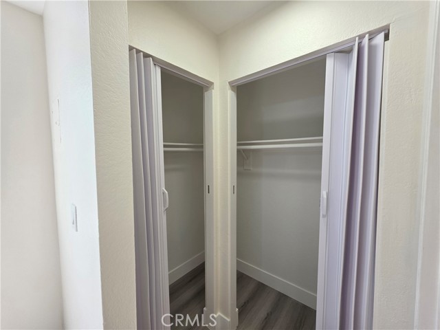 Detail Gallery Image 5 of 12 For 6911 Woodley, Van Nuys,  CA 91406 - 0 Beds | 1 Baths