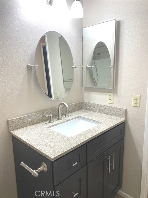 Detail Gallery Image 11 of 14 For 26264 Lawton Ave, Loma Linda,  CA 92354 - 2 Beds | 2 Baths