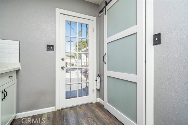Detail Gallery Image 14 of 41 For 943 E Yale St, Ontario,  CA 91764 - 4 Beds | 2 Baths