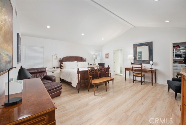 Detail Gallery Image 19 of 45 For 18016 Collins St, Encino,  CA 91316 - 4 Beds | 3/1 Baths