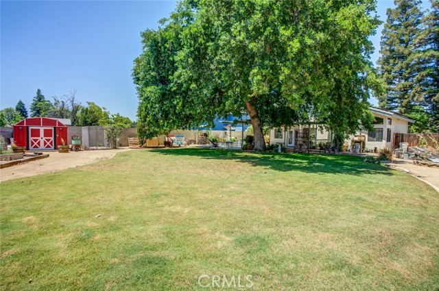 Detail Gallery Image 13 of 49 For 6901 Copper Creek Way, Bakersfield,  CA 93308 - 4 Beds | 3 Baths