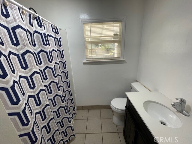 Detail Gallery Image 7 of 11 For 619 El Tejon Ave, Bakersfield,  CA 93308 - 2 Beds | 1 Baths