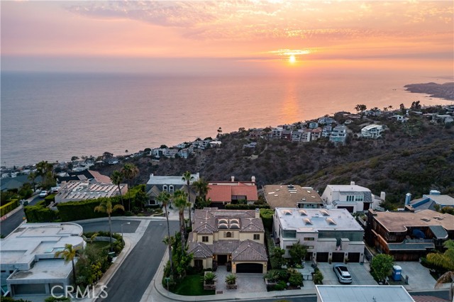 Detail Gallery Image 55 of 59 For 733 Pelican Dr, Laguna Beach,  CA 92651 - 3 Beds | 2/1 Baths