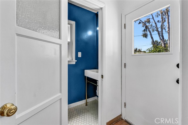 Detail Gallery Image 12 of 26 For 3621 Gaviota Ave, Long Beach,  CA 90807 - 3 Beds | 1/1 Baths