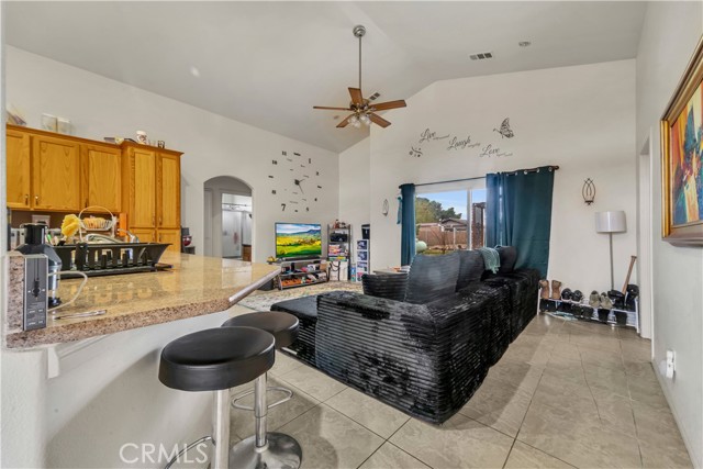 Detail Gallery Image 11 of 35 For 8412 Jimson Ave, California City,  CA 93505 - 3 Beds | 2 Baths