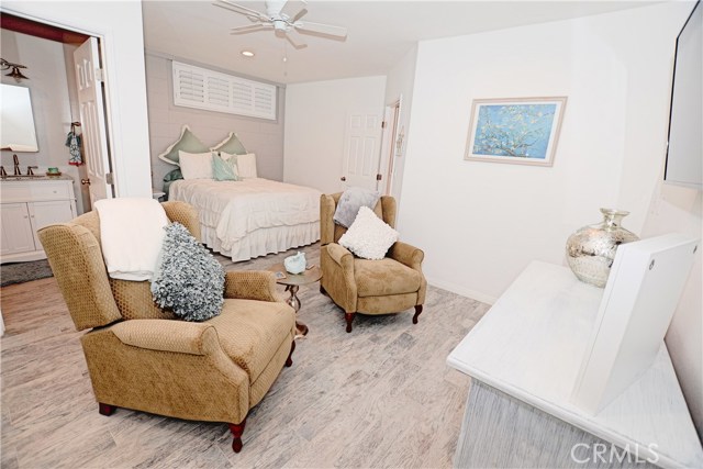 240 Broadway, Redondo Beach, California 90277, 3 Bedrooms Bedrooms, ,1 BathroomBathrooms,Residential,Sold,Broadway,SB17033928