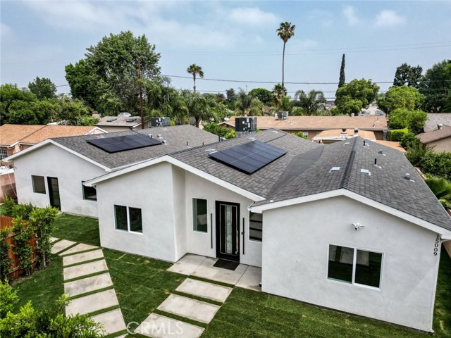 15009 Wyandotte Street, Van Nuys CA: https://media.crmls.org/medias/e554dbd2-2b8c-40dd-947d-dc684de15034.jpg