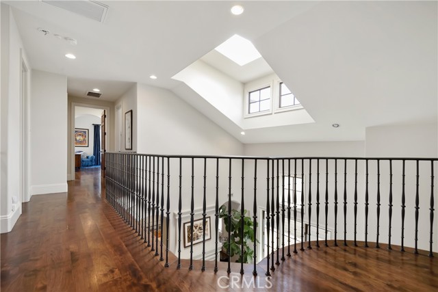 3112 Maple Avenue, Manhattan Beach, California 90266, 5 Bedrooms Bedrooms, ,4 BathroomsBathrooms,Residential,Sold,Maple,SB22170583