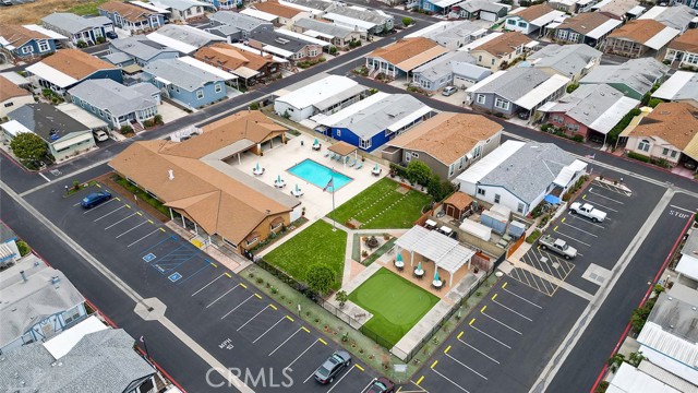 9850 Garfield, Huntington Beach CA: https://media.crmls.org/medias/e556b3d5-ccd0-4550-bd8e-5dfcf9236111.jpg