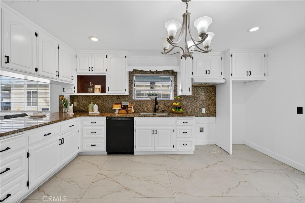 MLS #DW25222362 image #18