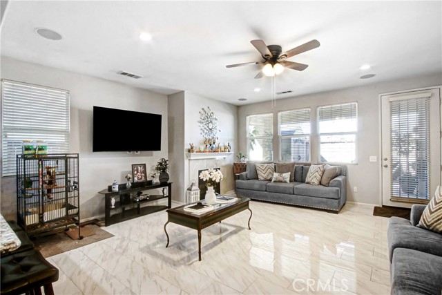 Detail Gallery Image 10 of 20 For 3310 Treehouse, Perris,  CA 92571 - 3 Beds | 2 Baths