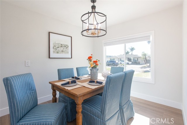 417 W Leeside, Glendora CA: https://media.crmls.org/medias/e55746f7-8adb-4f7b-aefa-a376acc57b69.jpg