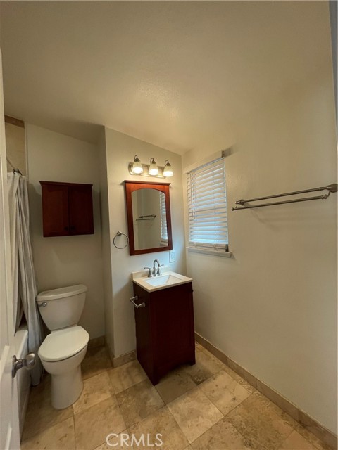 Detail Gallery Image 13 of 13 For 528 Cherry #C,  Long Beach,  CA 90802 - 1 Beds | 1 Baths