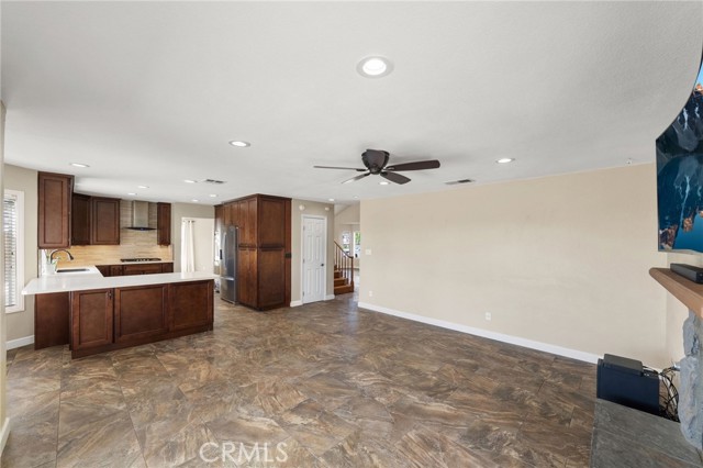 23573 Spindle Way, Murrieta CA: https://media.crmls.org/medias/e5587ede-9c5b-49ee-8508-0d66fe608bb4.jpg