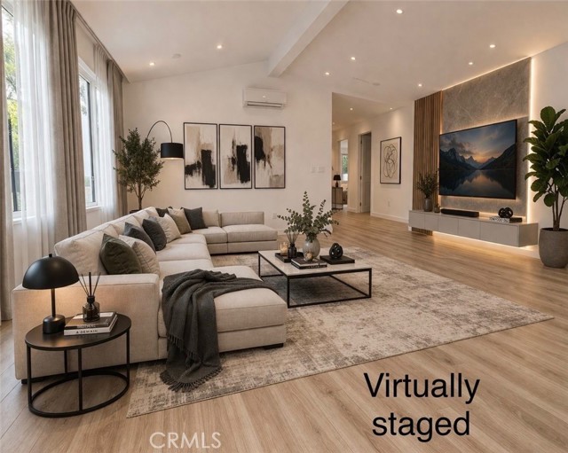 Front Image Thumbnail for CRSR26067406