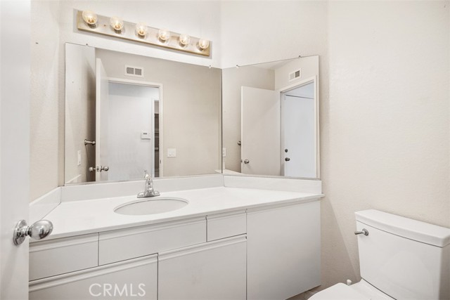 Detail Gallery Image 18 of 38 For 16 Saint Croix, Laguna Niguel,  CA 92677 - 2 Beds | 2/1 Baths