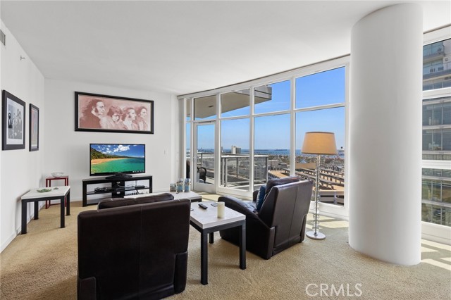 400 W Ocean Boulevard, Long Beach CA: https://media.crmls.org/medias/e55a7731-dbd4-4b00-9d68-81c37a3c0c53.jpg