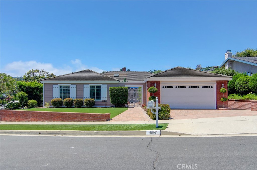 4814 Falcon Rock Place