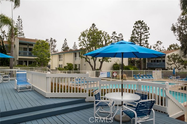 615 Prospect Avenue, Redondo Beach, California 90277, 2 Bedrooms Bedrooms, ,1 BathroomBathrooms,Residential,Sold,Prospect,SB17123315