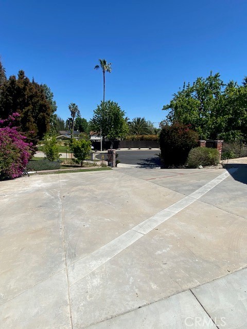 Detail Gallery Image 13 of 13 For 7713 Woodhall Ave, Canoga Park,  CA 91304 - 1 Beds | 1 Baths