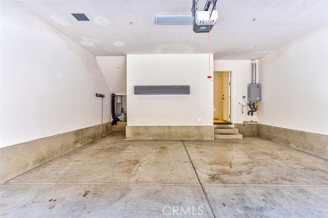 E55c321c 2970 4a4e 8175 89e97f2f5279