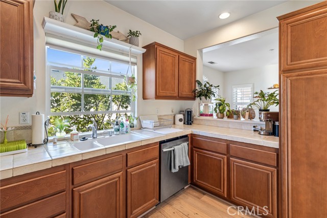 Detail Gallery Image 13 of 35 For 102 Strawflower St, Ladera Ranch,  CA 92694 - 2 Beds | 2 Baths