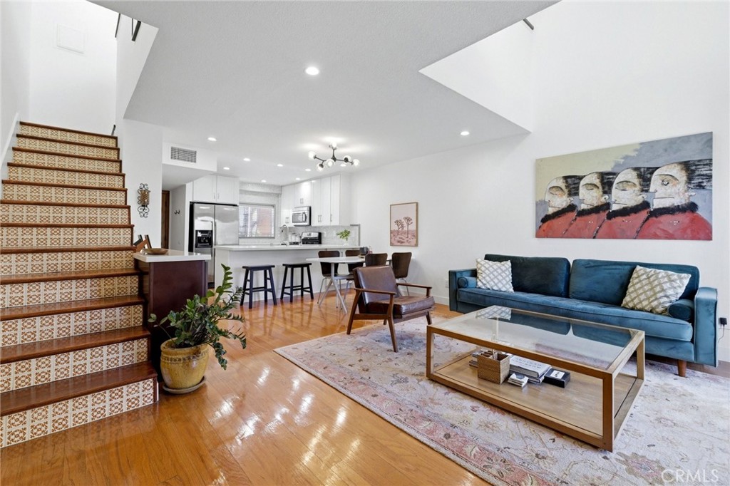 10926 Bluffside #25