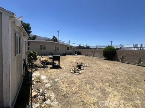 103 E Barbour Street, Banning CA: https://media.crmls.org/medias/e55fc68a-3c67-4a76-96a0-4c46dff651e6.jpg