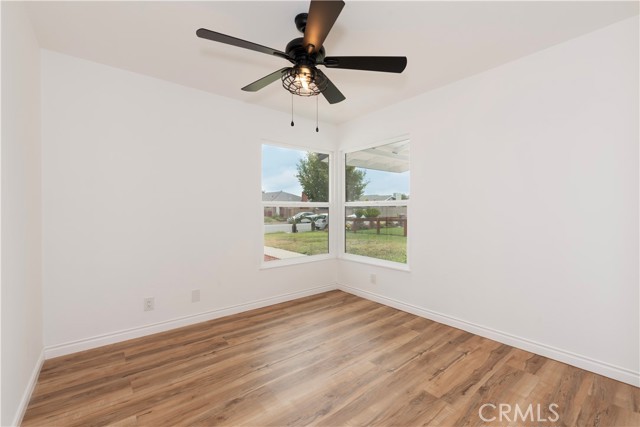 Detail Gallery Image 16 of 26 For 15821 Willett Ln, Huntington Beach,  CA 92647 - 3 Beds | 2 Baths