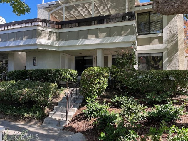 MLS# OC23185210