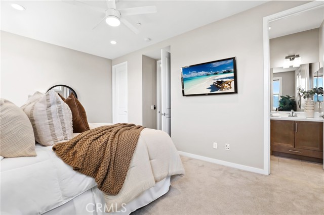7 Alienta Lane, Rancho Mission Viejo CA: https://media.crmls.org/medias/e561fb9c-3616-4046-afa3-22c659bb8def.jpg